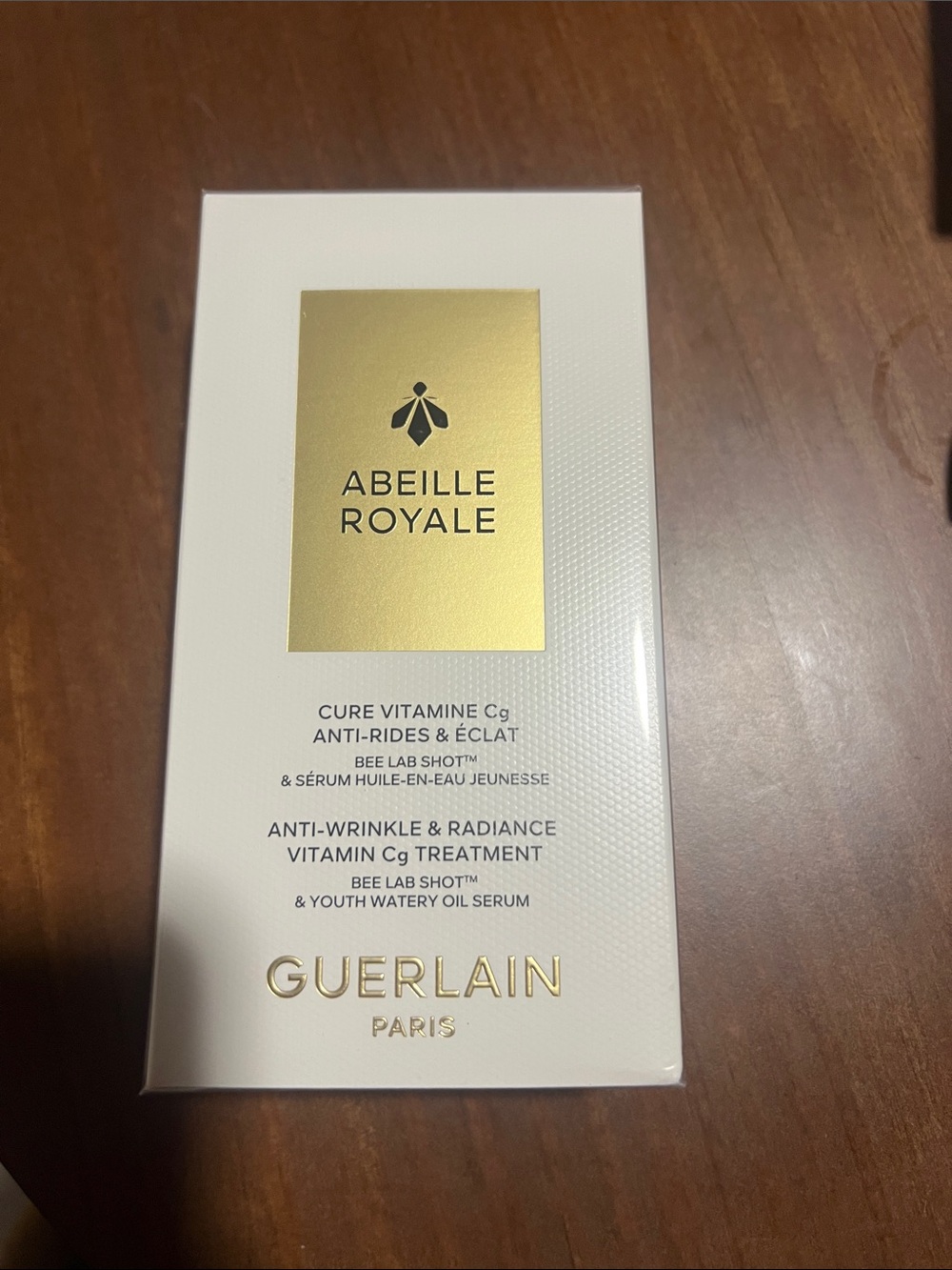 GUERLAIN Abeille Royale anti-wrinkle & radiance vitamin Cg treatment